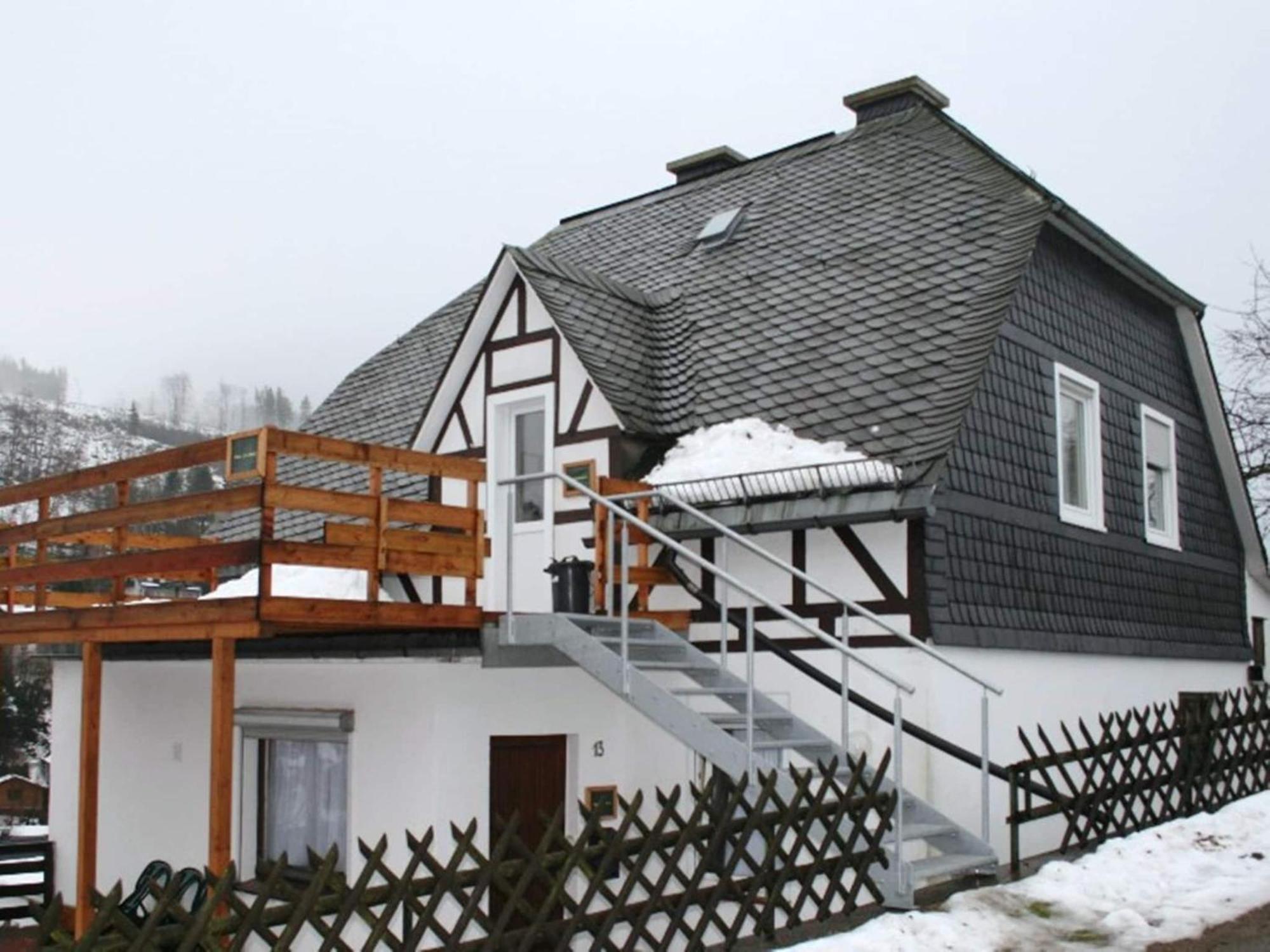 Large Holiday Home In Willingen With Private Garden And Several Terraces Eksteriør billede